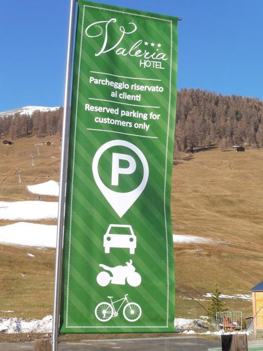 Hotel Valeria Ливиньо Екстериор снимка